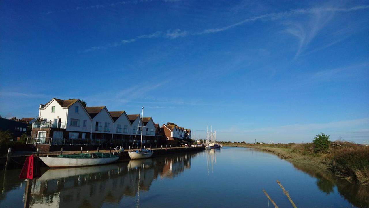 Nine The Boathouse Apartment Rye Exterior photo