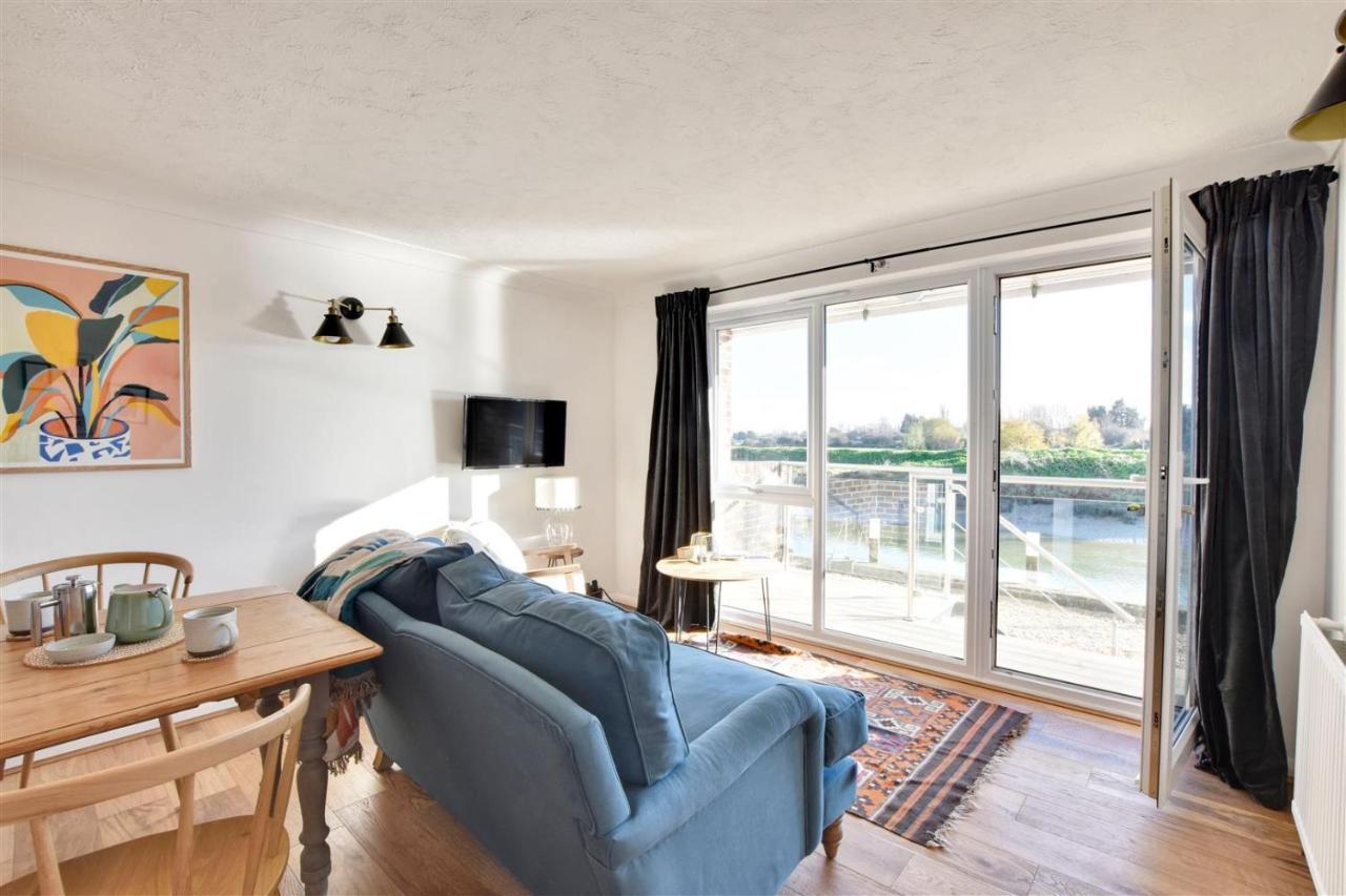 Nine The Boathouse Apartment Rye Exterior photo
